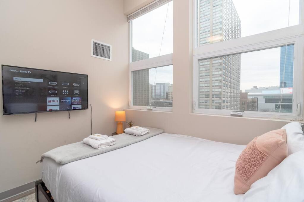 Modern 2Br In South Loop Near Soldier Field, Grant Park, Downtown, & Lakefront Trail Chicago Exterior photo