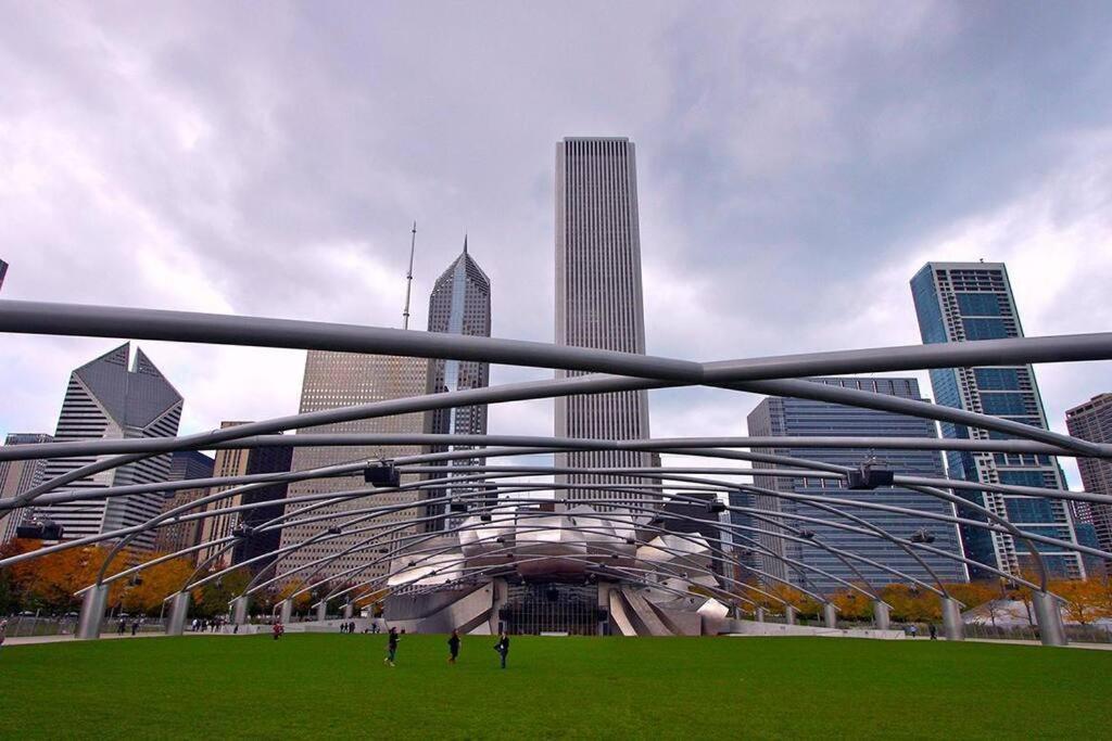 Modern 2Br In South Loop Near Soldier Field, Grant Park, Downtown, & Lakefront Trail Chicago Exterior photo